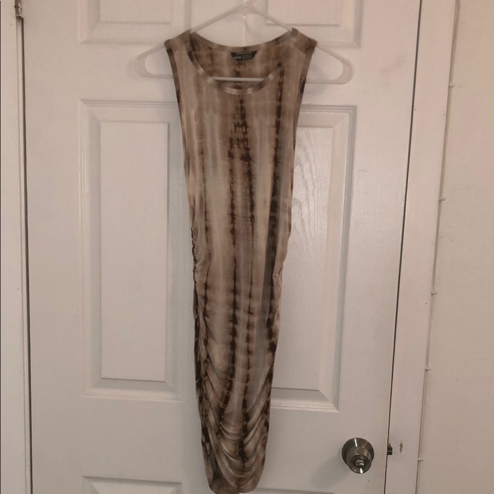 Brown dress